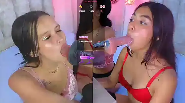 Snapshot of mylittle_princess chatting on 03-16-25, 03:28 mylittle princess online show from 03-16-25, 03:28