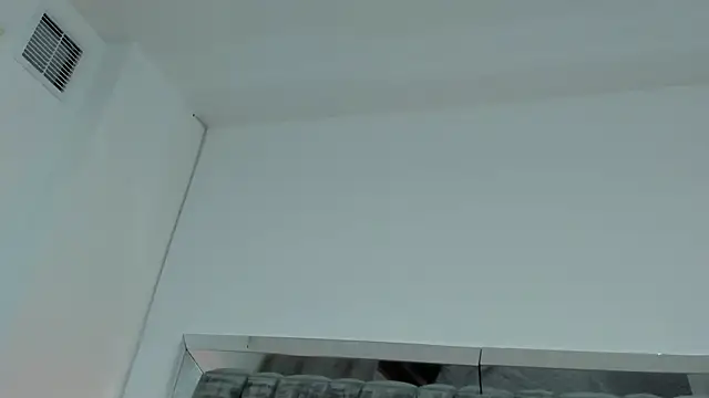 SussiSotto online show from 12-15-24, 06:48