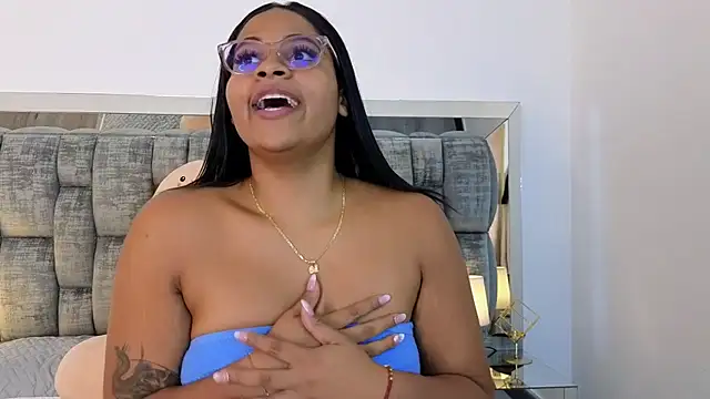 SussiSotto online show from 01-11-25, 02:47