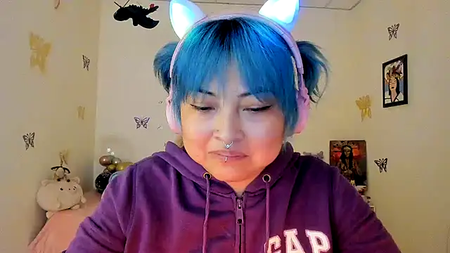 Snapshot of Shaddycute_ chatting on 09-30-25, 03:28 Shaddycute online show from 09-30-25, 03:28
