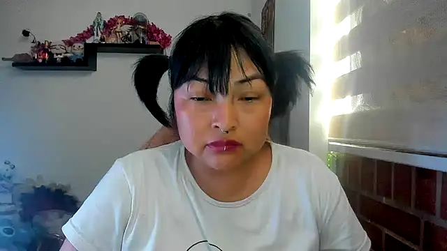 Shaddycute  online show from 03-31-26, 01:00