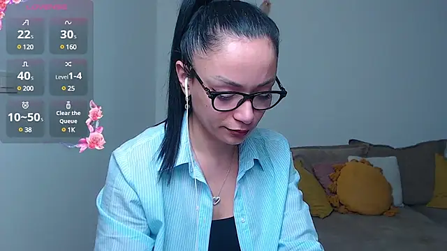 Snapshot of BabySerene chatting on 02-10-25, 05:03 BabySerene online show from 02-10-25, 05:03