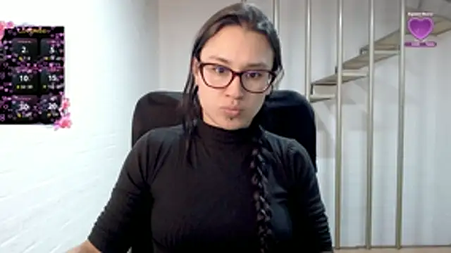 Snapshot of Jessie_Desire chatting on 02-05-26, 01:54 Jessie Desire online show from 02-05-26, 01:54