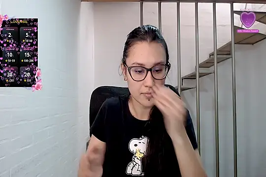 Snapshot of Jessie_Desire chatting on 02-24-26, 07:01 Jessie Desire online show from 02-24-26, 07:01