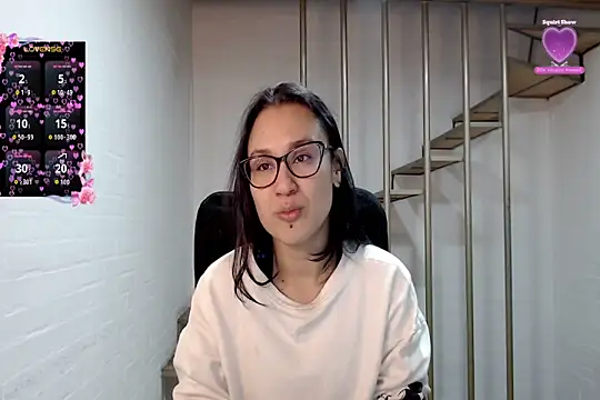 Snapshot of Jessie_Desire chatting on 02-28-26, 02:12 Jessie Desire online show from 02-28-26, 02:12