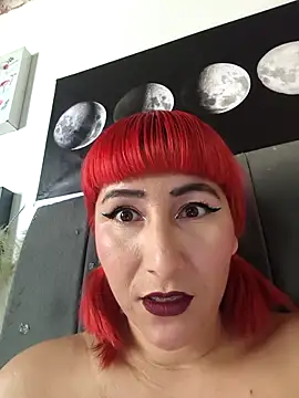 florecita9 online show from 02-22-26, 05:33