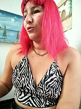 florecita9 online show from 06-17-26, 05:25
