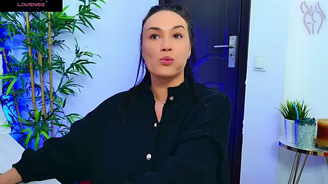 DaliyaArabian online show from 10-24-25, 05:37