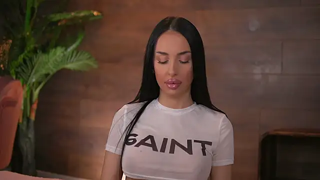 KairaAndrews online show from 01-10-26, 07:37