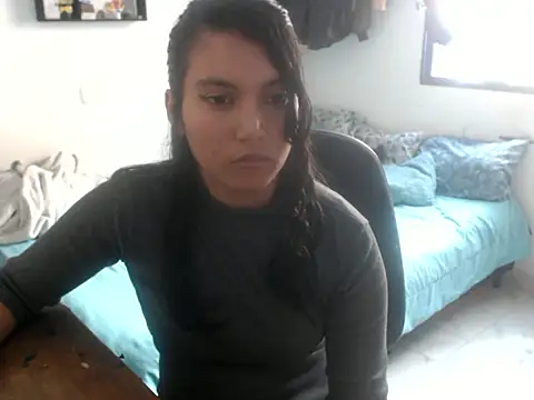 Snapshot of HannaKlein chatting on 01-13-26, 06:02 HannaKlein online show from 01-13-26, 06:02