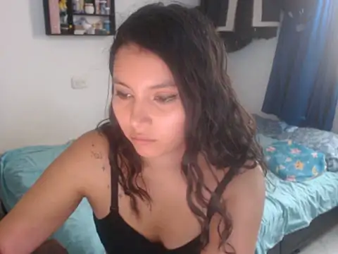 Snapshot of HannaKlein chatting on 03-03-26, 05:30 HannaKlein online show from 03-03-26, 05:30