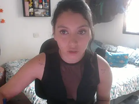 Snapshot of HannaKlein chatting on 03-16-26, 06:34 HannaKlein online show from 03-16-26, 06:34