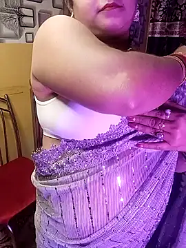 Snapshot of ella_mariya chatting on 12-20-24, 04:57 ella mariya online show from 12-20-24, 04:57