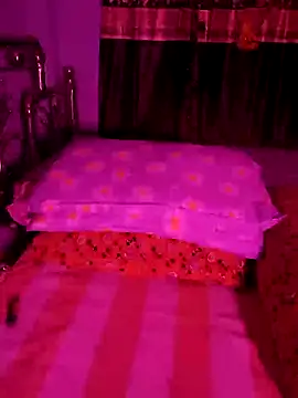 Snapshot of ella_mariya chatting on 02-21-25, 06:40 ella mariya online show from 02-21-25, 06:40