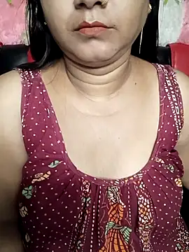 Snapshot of ella_mariya chatting on 09-19-25, 12:56 ella mariya online show from 09-19-25, 12:56