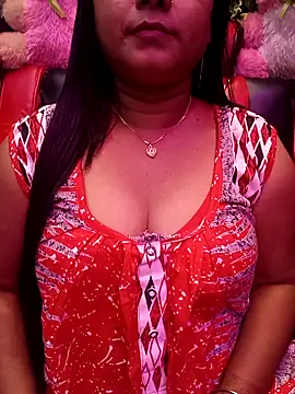 Snapshot of ella_mariya chatting on 10-24-25, 05:53 ella mariya online show from 10-24-25, 05:53