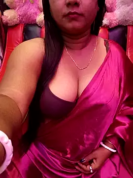 Snapshot of ella_mariya chatting on 11-04-25, 11:04 ella mariya online show from 11-04-25, 11:04