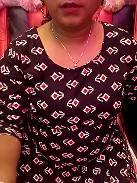 Snapshot of ella_mariya chatting on 11-27-25, 02:41 ella mariya online show from 11-27-25, 02:41