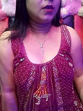 Snapshot of ella_mariya chatting on 11-30-25, 09:35 ella mariya online show from 11-30-25, 09:35