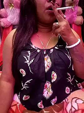 Snapshot of ella_mariya chatting on 01-14-26, 06:13 ella mariya online show from 01-14-26, 06:13