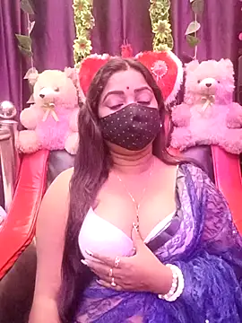 Snapshot of ella_mariya chatting on 02-15-26, 06:59 ella mariya online show from 02-15-26, 06:59