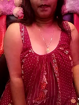 Snapshot of ella_mariya chatting on 02-16-26, 10:11 ella mariya online show from 02-16-26, 10:11