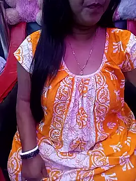 Snapshot of ella_mariya chatting on 02-17-26, 01:57 ella mariya online show from 02-17-26, 01:57