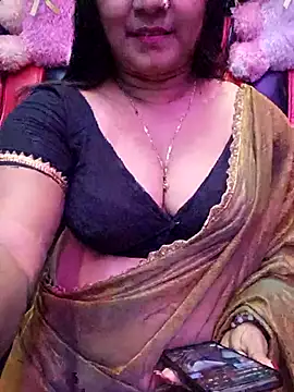 Snapshot of ella_mariya chatting on 03-01-26, 07:05 ella mariya online show from 03-01-26, 07:05