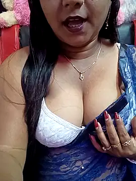 Snapshot of ella_mariya chatting on 03-31-26, 10:26 ella mariya online show from 03-31-26, 10:26