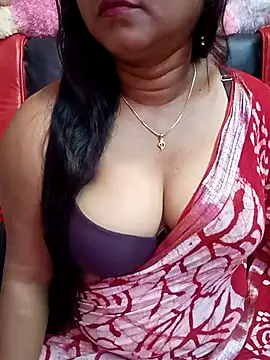 Snapshot of ella_mariya chatting on 04-01-26, 06:27 ella mariya online show from 04-01-26, 06:27