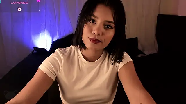 Snapshot of caro03x chatting on 09-23-25, 02:58 caro03x online show from 09-23-25, 02:58