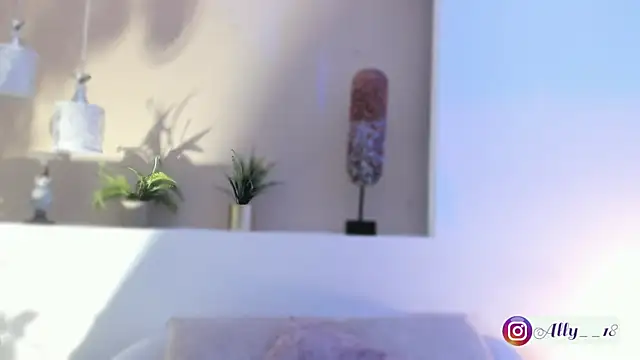 Snapshot of Ally_addams chatting on 11-06-25, 04:24 Ally addams online show from 11-06-25, 04:24