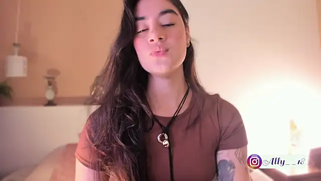 Snapshot of Ally_addams chatting on 01-13-26, 04:18 Ally addams online show from 01-13-26, 04:18