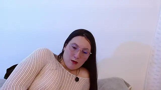 Elle Lee  online show from 06-24-26, 03:44