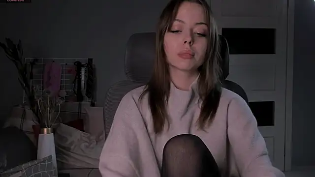 Snapshot of hype_meal_home chatting on 10-29-25, 03:31 hype meal home online show from 10-29-25, 03:31