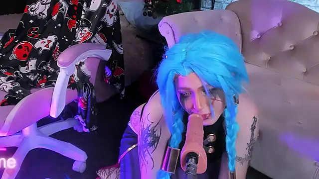 Alex Howell online show from 01-10-25, 12:27