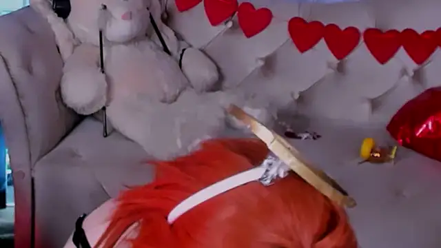 Alex Howell online show from 02-05-25, 03:34