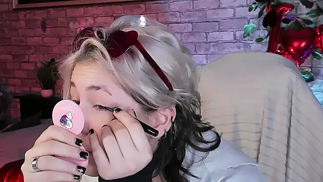 Alex Howell online show from 02-12-25, 08:18