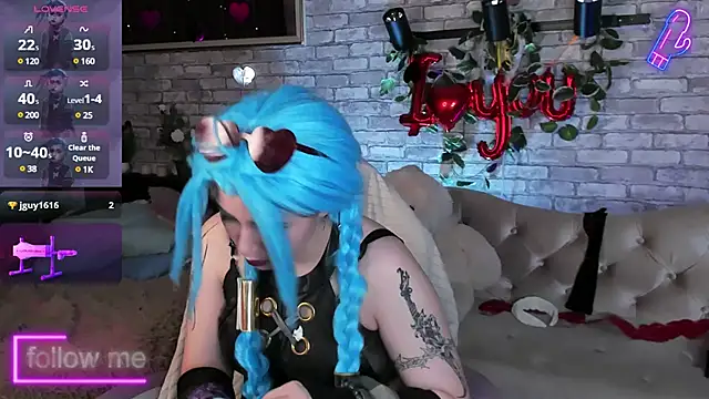 Alex Howell online show from 02-13-25, 02:23