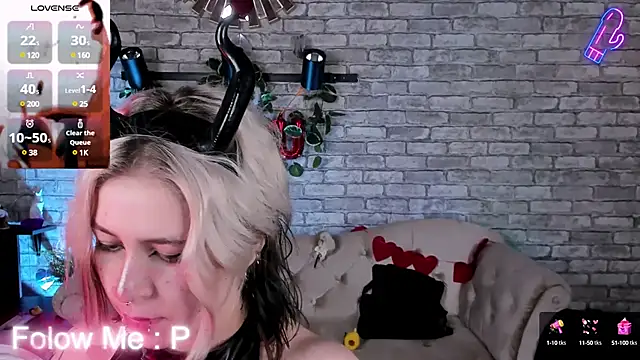 Alex Howell online show from 02-28-25, 12:32