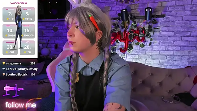 Alex Howell online show from 03-15-25, 12:36