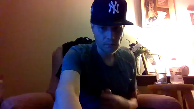 Snapshot of kollzCloudzz chatting on 10-22-25, 07:08 kollzCloudzz online show from 10-22-25, 07:08