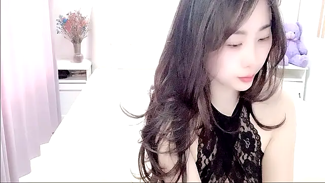 Snapshot of aisha123123 chatting on 01-13-26, 03:12 aisha123123 online show from 01-13-26, 03:12