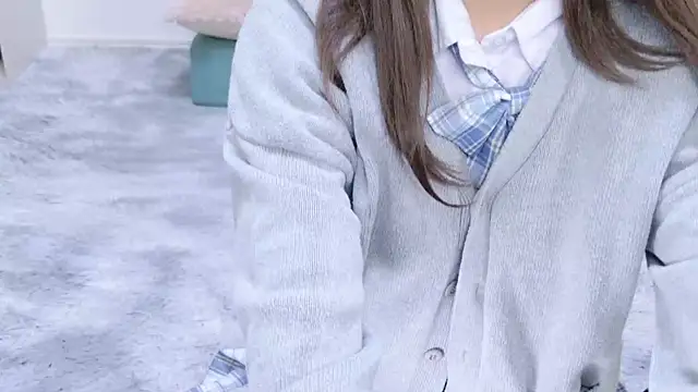 Nana Kamado online show from 02-24-25, 12:09
