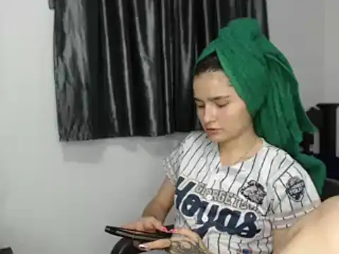 Snapshot of saritapretyy chatting on 01-22-25, 10:59 saritapretyy online show from 01-22-25, 10:59