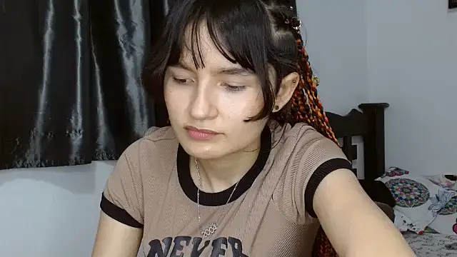 Snapshot of saritapretyy chatting on 02-09-25, 02:38 saritapretyy online show from 02-09-25, 02:38