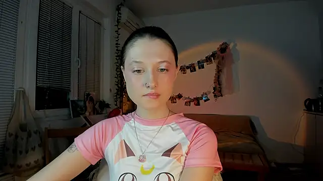 Snapshot of Jenny_darling_love chatting on 03-12-25, 10:07 Jenny darling love online show from 03-12-25, 10:07