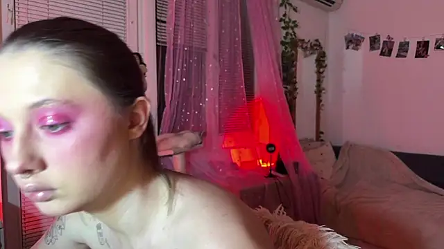 Jenny darling love online show from 06-22-26, 08:17