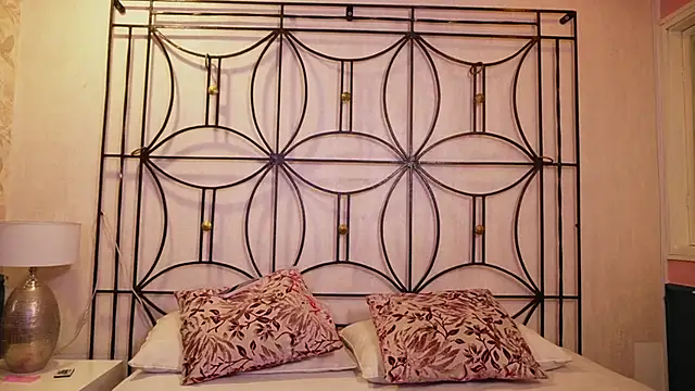 Snapshot of Sophia_wilsonn_ chatting on 01-19-26, 10:41 Sophia wilsonn online show from 01-19-26, 10:41