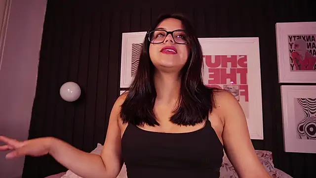 Snapshot of Sophia_wilsonn_ chatting on 02-21-26, 10:38 Sophia wilsonn online show from 02-21-26, 10:38